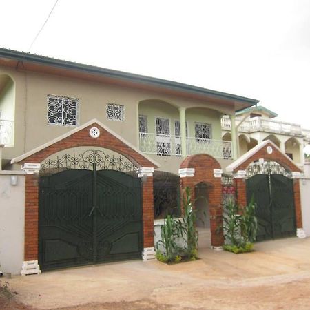 Residence Pascale Bafoussam Zewnętrze zdjęcie